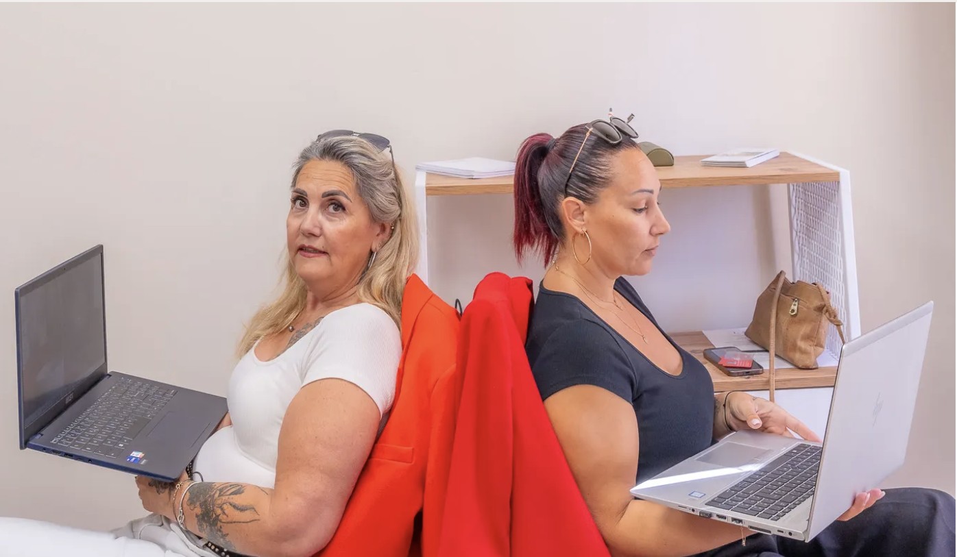 Candy et Amanda au travail - Le Temps d'1 Service Pro, Tourves (Var)